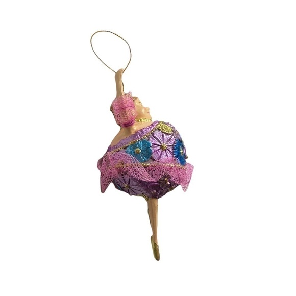 🎄Ornate Woman Ballerina Christmas Ornament - Picture 4 of 5